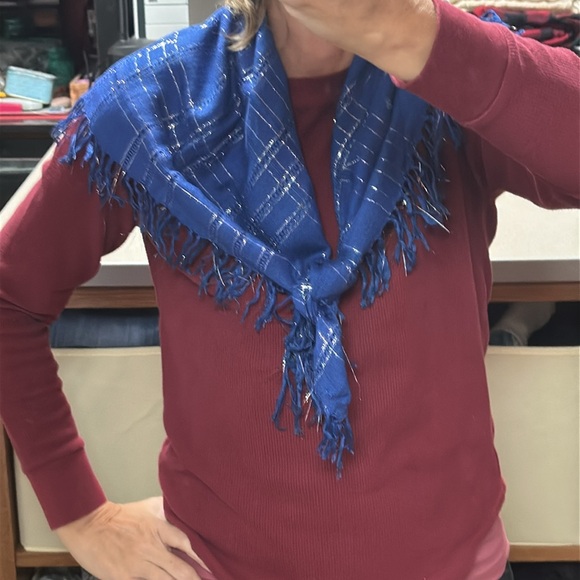 Beautiful royal blue square 31” by 31” table topper, shawl, or scarf. You decide - Picture 9 of 12